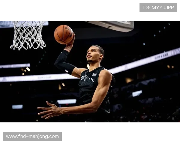 文班亚马谈休赛期训练：专注技术提升与身体管理